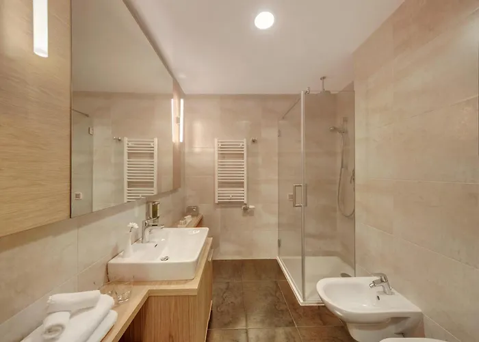 Hotel Dioklecijan & 4*