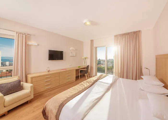 Dioklecijan & Hotel 4*